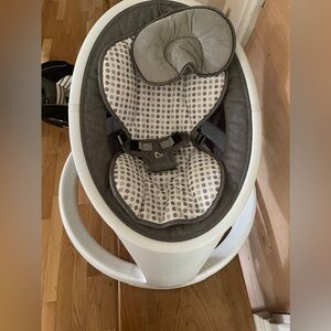 Munchkin bluetooth baby swing